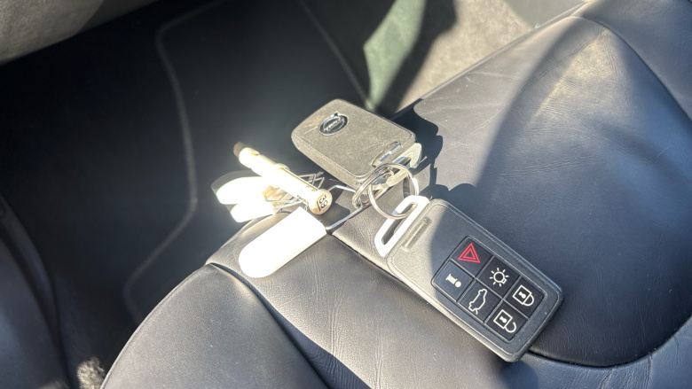 Volvo V40 D2 [122] R DESIGN Edition 5dr Diesel Hatchback